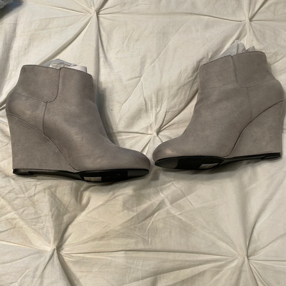 Brand new - never worn distressed wedge bootie